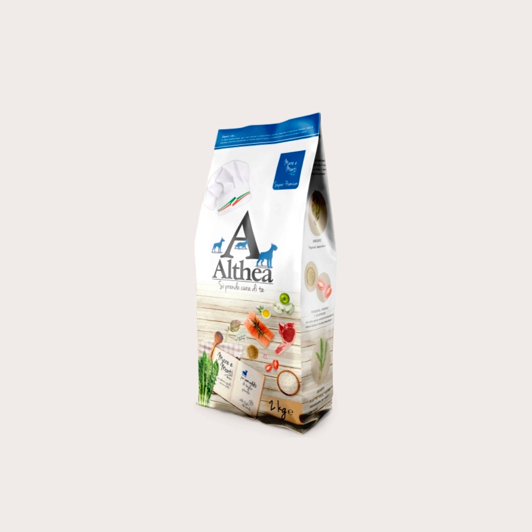 Althea Mare e Monti Mini - Cibo secco per cani adulti di taglia piccola, con manzo, pollo, agnello e salmone - 2 kg