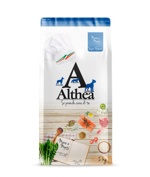 Althea Mare e Monti Mini - Cibo secco per cani adulti di taglia piccola, con manzo, pollo, agnello e salmone - 2 kg